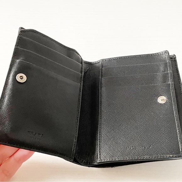 Prada black Tessuto nylon triangle logo medium bifold wallet 90s - Picture 5 of 10